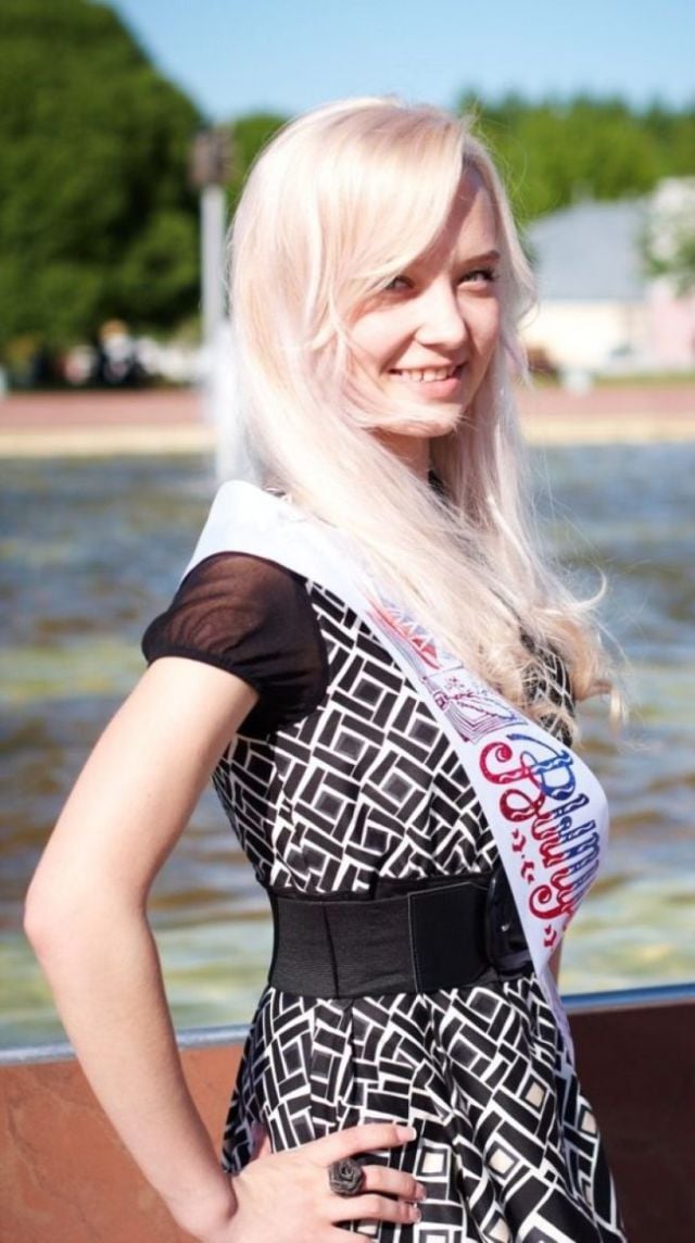 High School Graduate Babes