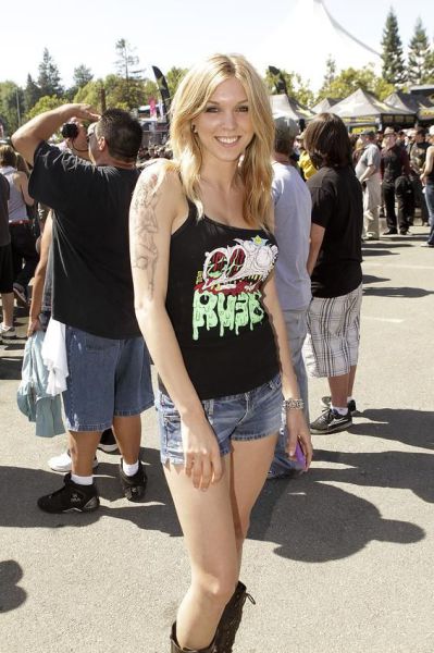 Girls from Rockstar Mayhem Festival 2011