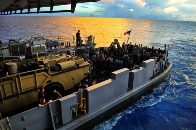 Stylish Ass Kicking United States Navy Photos