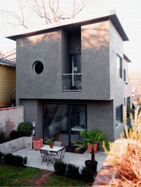 Stunning Transformation of a Decrepit Building