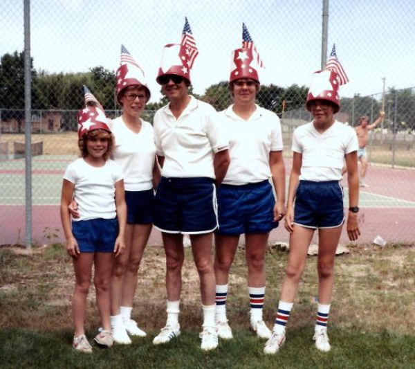 Painfully Awkward Family Vacation Photos