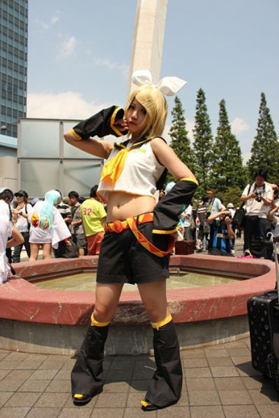 Sexy Cosplay Girls from Comiket. Part 2