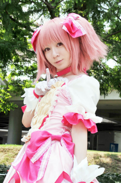 Sexy Cosplay Girls from Comiket. Part 2