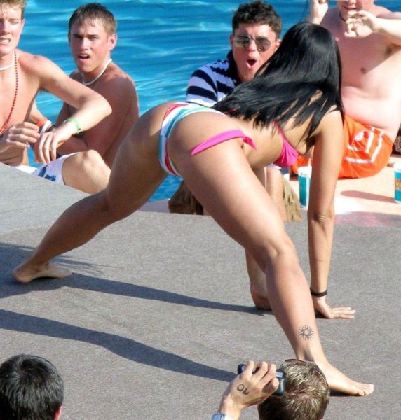 Hilarious Photos Taken at the Perfect Time