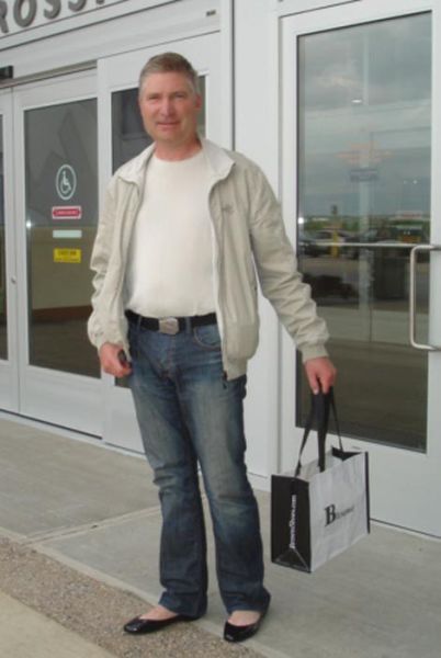 A Man Who Wears Ballet Flats in Public