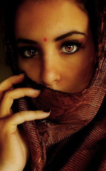 Cute Girls with Brown Eyes