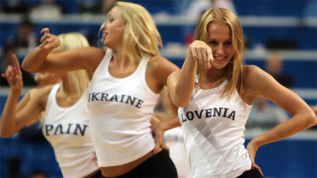 Ukrainian Banned Cheerleaders Are Back