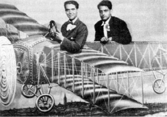 Rare Photographs of Celebrities. Part 17