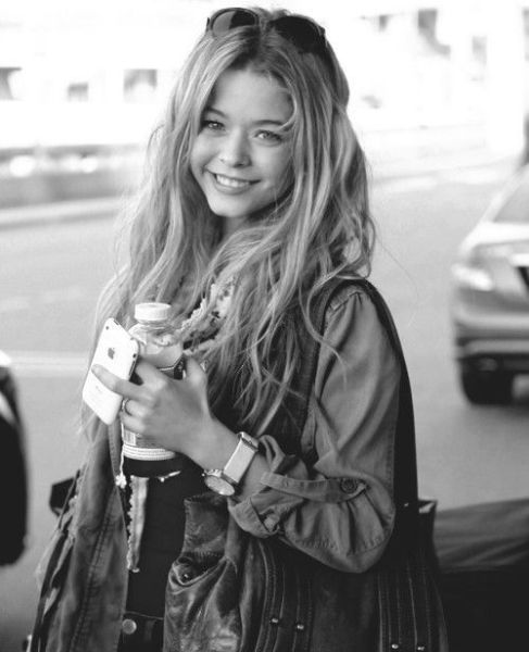 Amazing Female Smiles