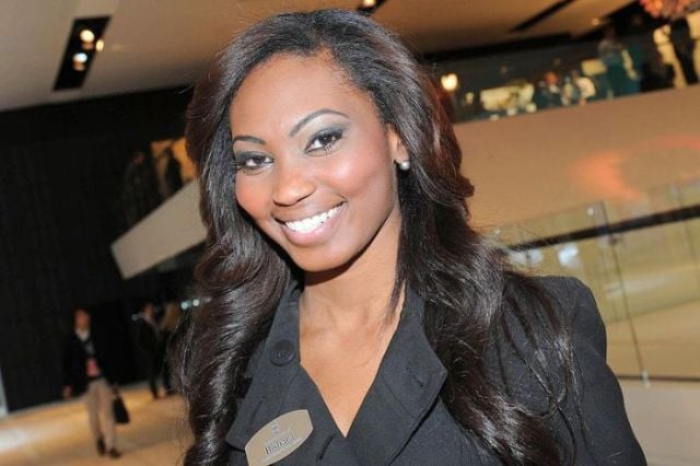 Detroit Auto Show Babes