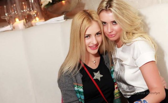 Silicone Lips Parade