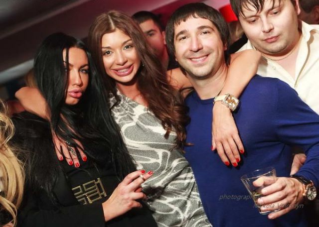 Silicone Lips Parade