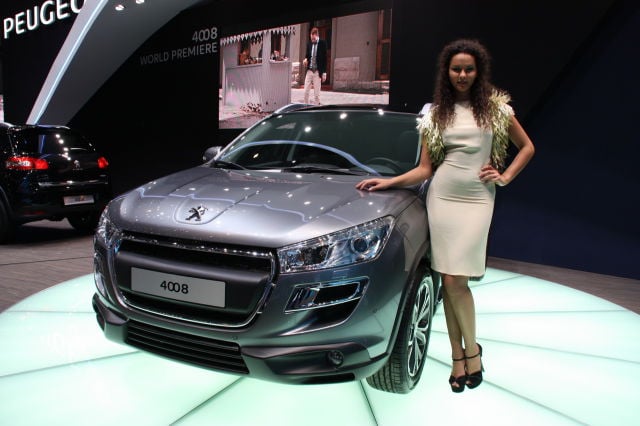 Geneva Motor Show Beauties