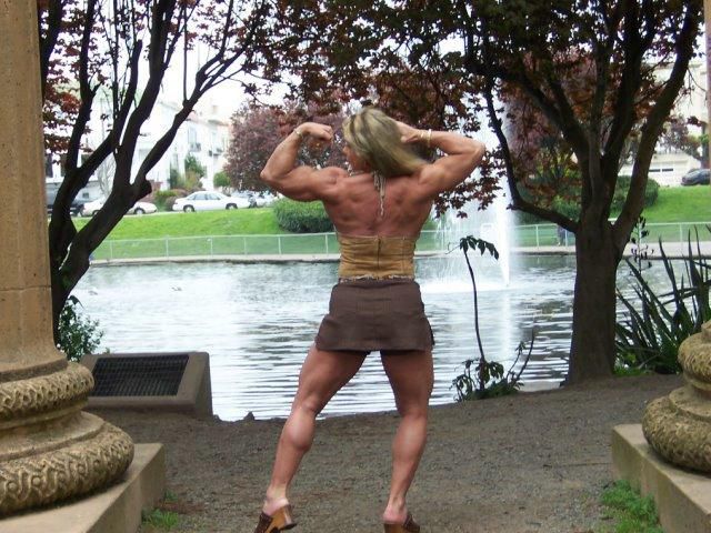 Michelle Brent’s Impressive Muscles