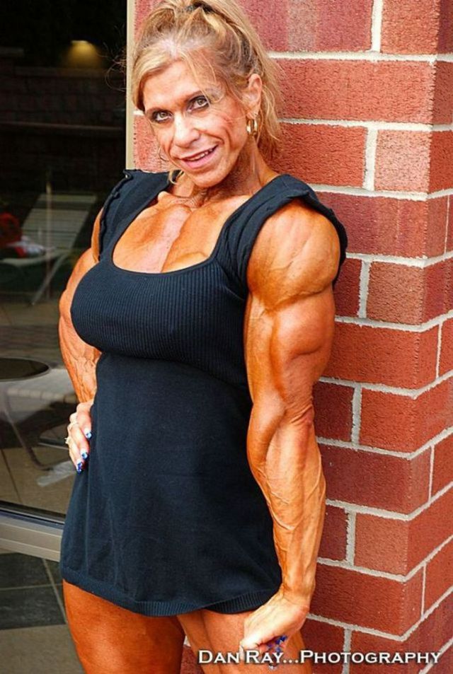 Michelle Brent’s Impressive Muscles