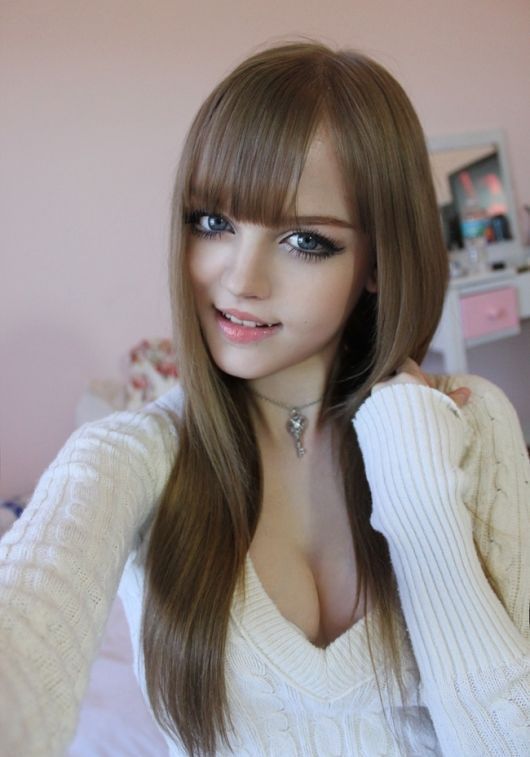 Barbie Girl Dakota Rose is Back