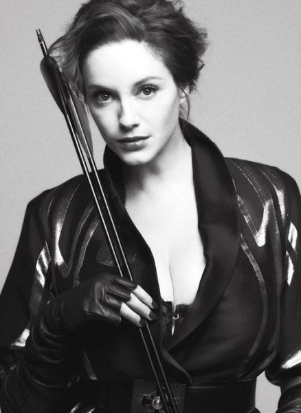 Christina Hendricks’ Mesmerizing Cleavage