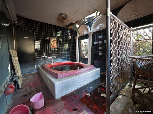 Abandoned Hotel in Japan
