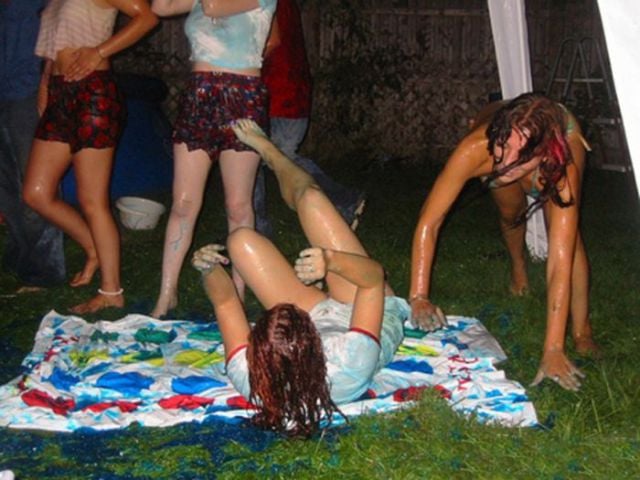 Party Time Is Twister Time