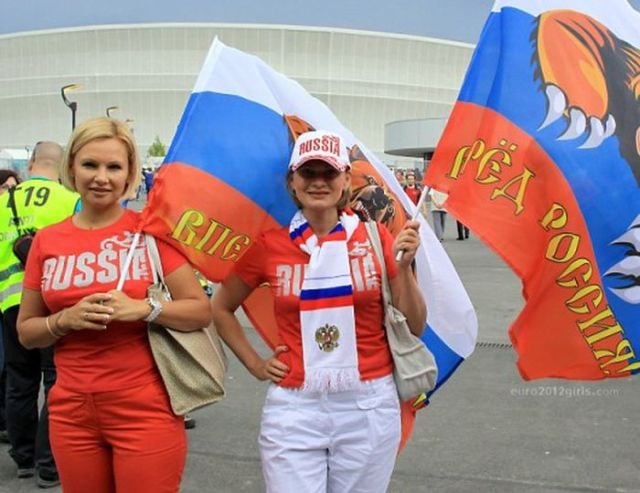 Euro 2012’s Gorgeous Female Fans. Part 2