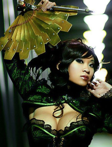 Steampunk Cosplay Hotties