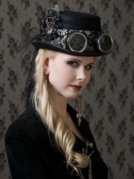 Steampunk Cosplay Hotties