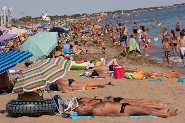 This Is Why Beaches Suck