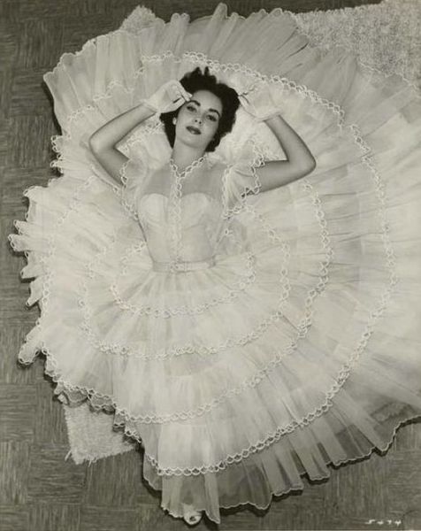 Rare Photographs of Celebrities. Part 21