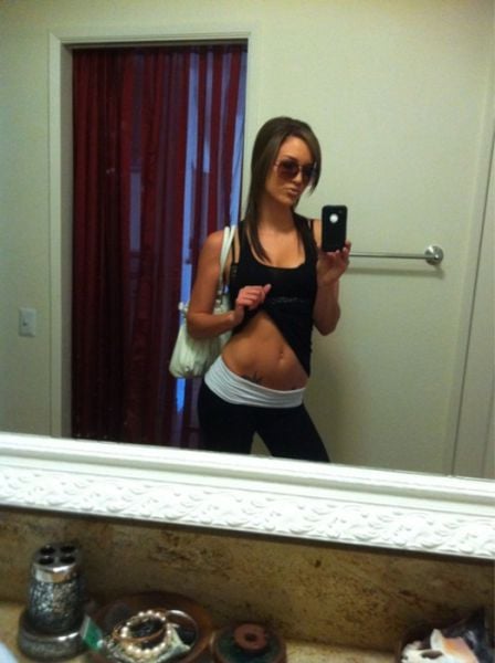 Sizzling Hot Self-Taken Mirror Pics