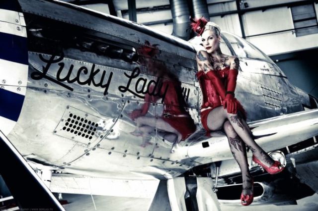 Retro Loveliness with Modern Pin-Up Girls