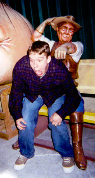 WTF Statue Pawing Pics