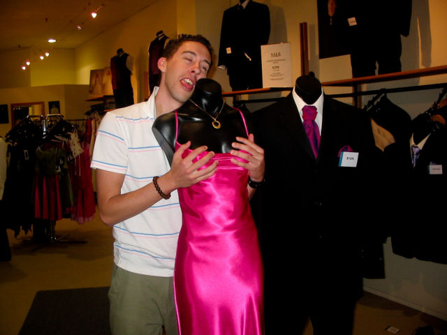 WTF Statue Pawing Pics