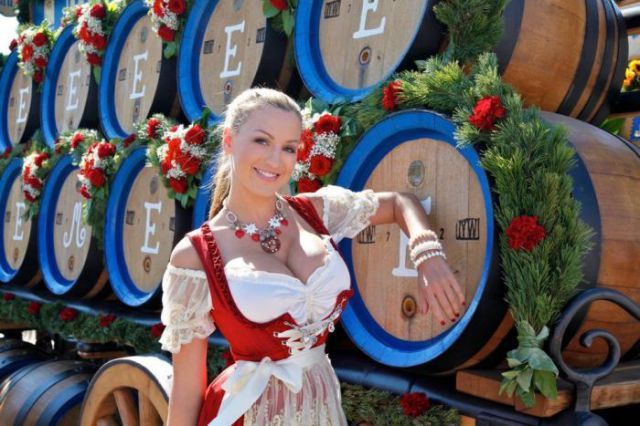 Bosomy Blonde, Jordan Carver, at Oktoberfest