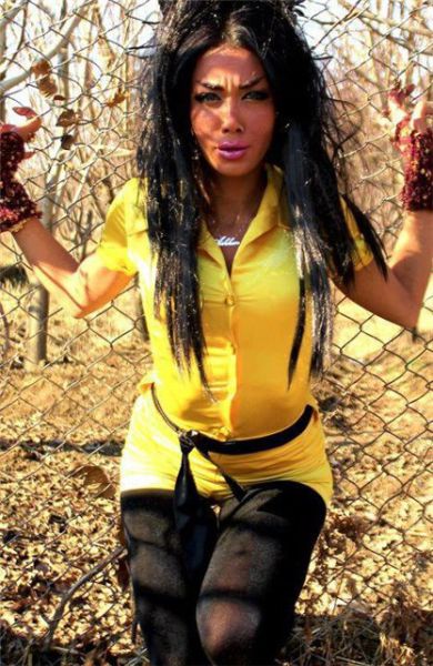 ‘Glamorous’ Chicks from Iranian Social Networks