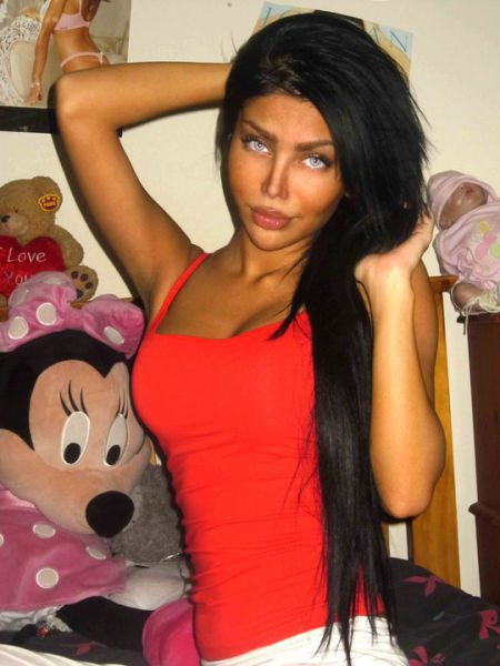 ‘Glamorous’ Chicks from Iranian Social Networks