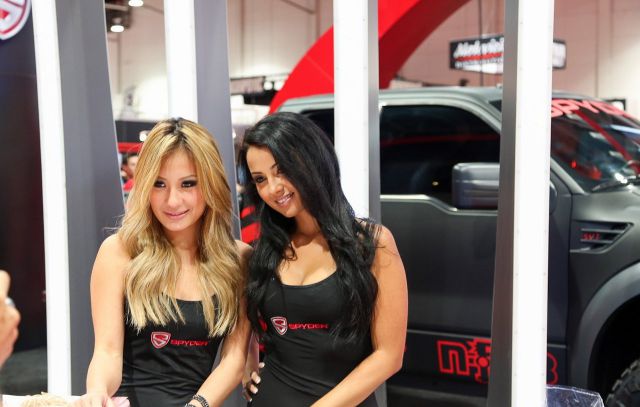 SEMA 2012 Show Girls