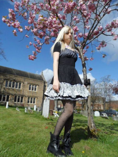 Creepy Girls Who Bring Dolls to Life!