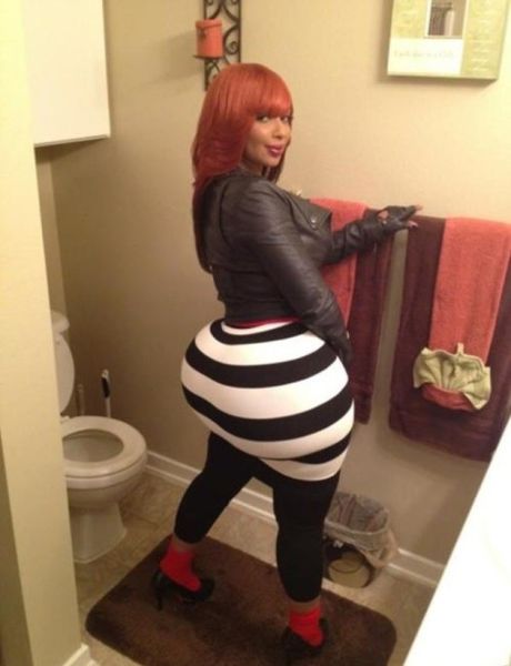 Find Out Why Boys Love to Pay This Girl a Booty Call