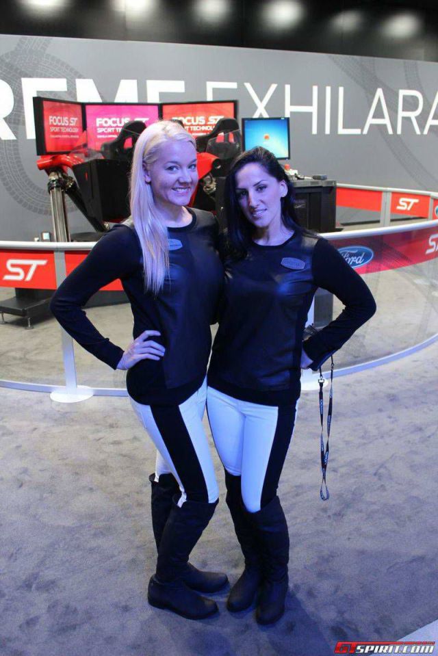 The Lovely Ladies of the LA Auto Show