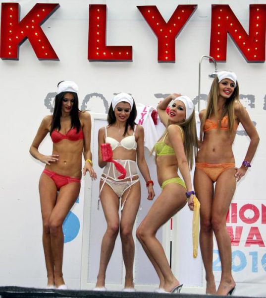 the more the merrier 100 pics 4.html - 100 HD Photos | Premium Gallery 2012