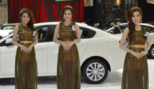 Ladies of the Thailand International Motor Expo 2012
