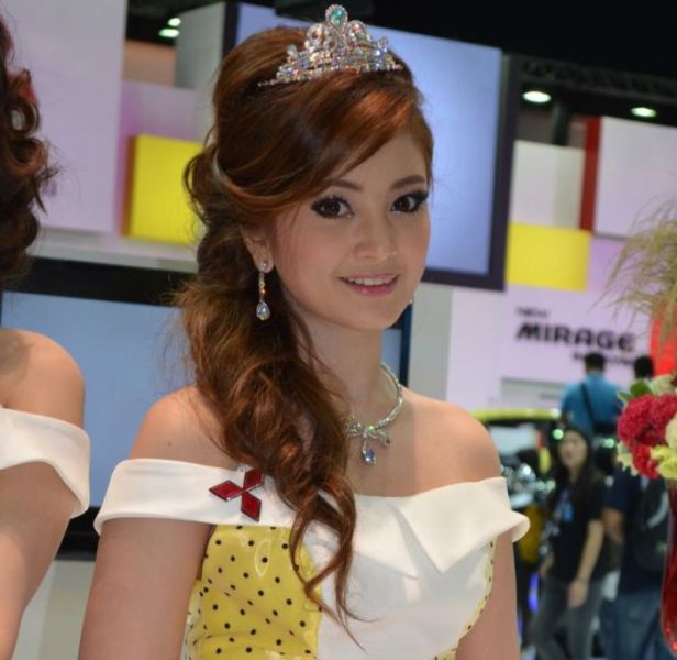Ladies of the Thailand International Motor Expo 2012