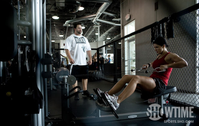 Sexy Celebs Work Out Too