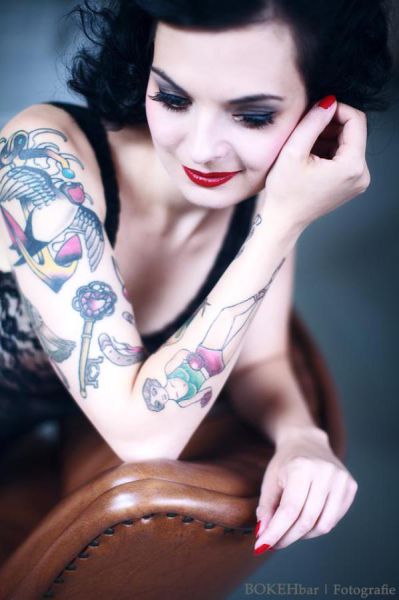 Men Who Go Crazy for Tattoos Will Love These Girls