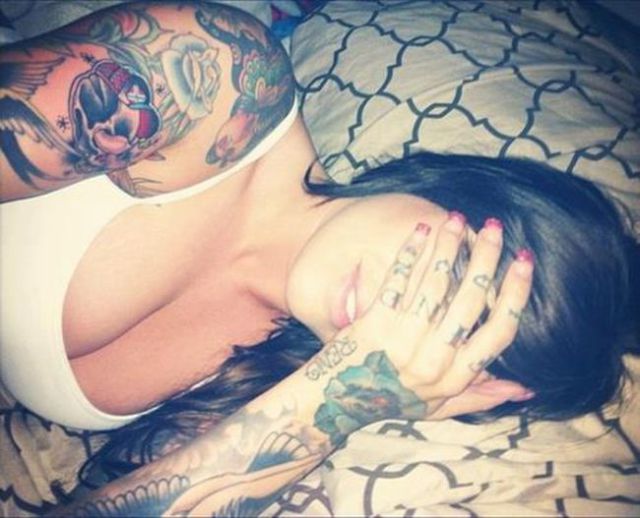 Men Who Go Crazy for Tattoos Will Love These Girls