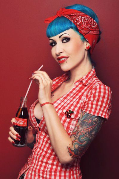 Men Who Go Crazy for Tattoos Will Love These Girls