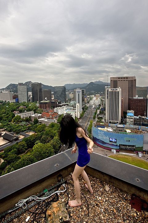 Korean Girl Lives Life on the Edge