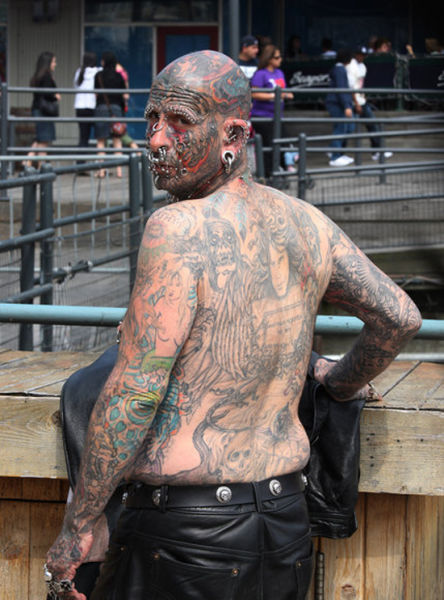 Crazy Tattooing Extremists