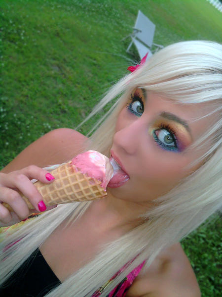 The Sometimes Scary but Still Cute Emo Girls