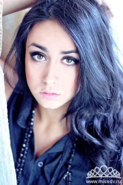 2013’s Exotic Participants of “Miss Internet of the Far East”